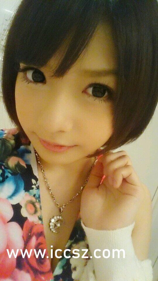 娱乐吃瓜酱抖音相机,娱乐吃瓜酱带你轻松拍出趣味短视频